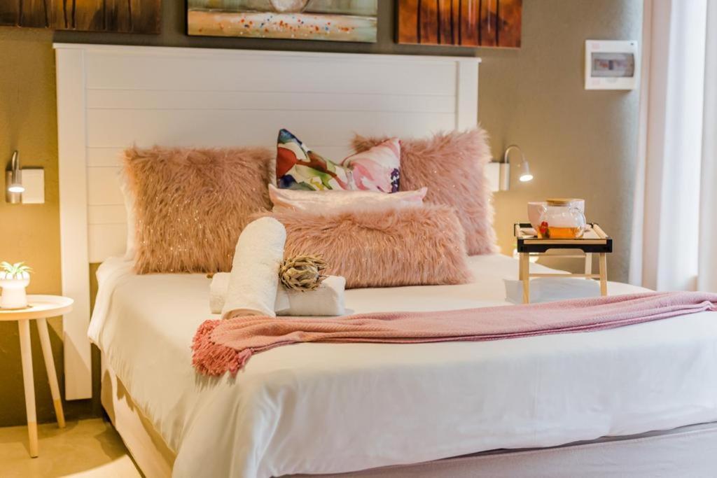 Mariu Upmarket Accommodation Mbombela ภายนอก รูปภาพ